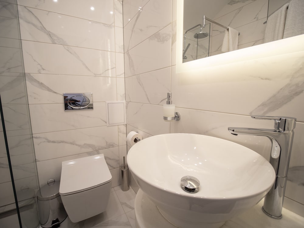 the moon boutique hotel