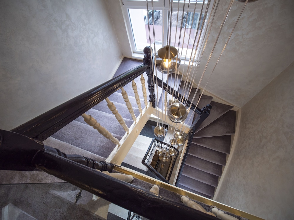 the moon boutique hotel