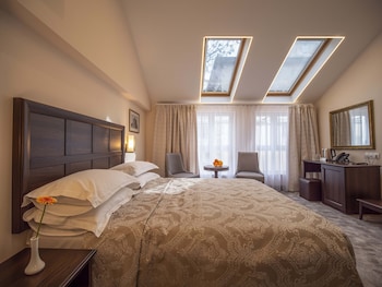 the moon boutique hotel