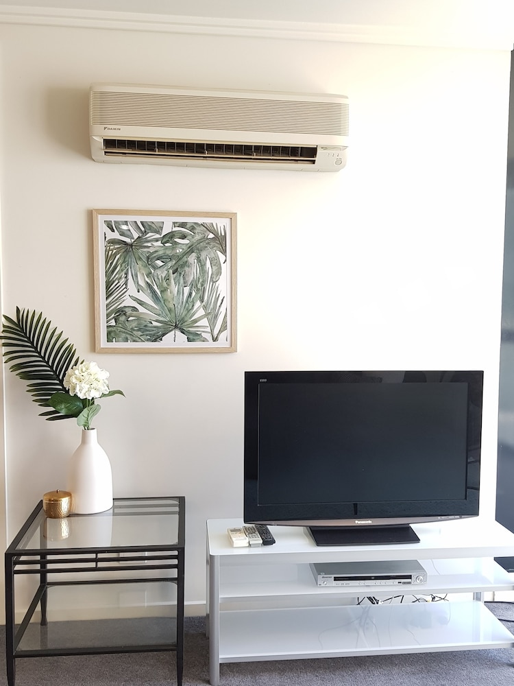 readyset apartments at sentinel