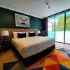 the blue hotel bondi