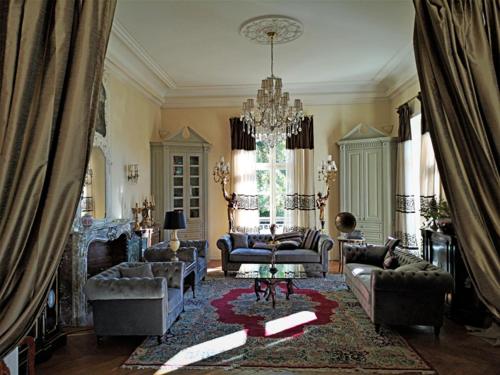 Chateau Du Bec Du Gave,2351 Route Du Bec Du Gave,4 star
