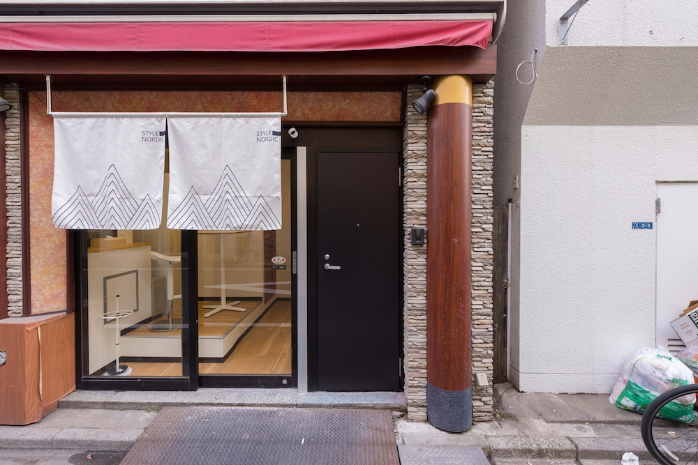 tora hotel ueno 193d