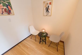 tora hotel ueno 193d