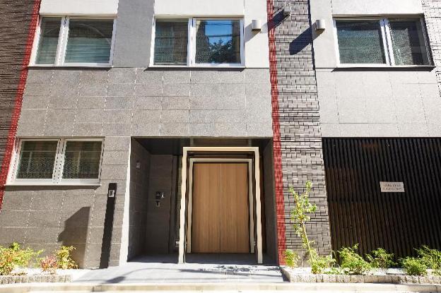 monday apart nihonbashi suitengumae former gate stay nihonbashi suitengumae