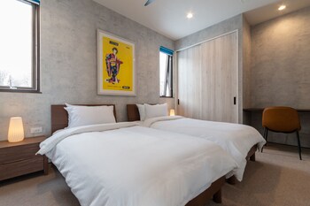 off piste chalet by h2 life