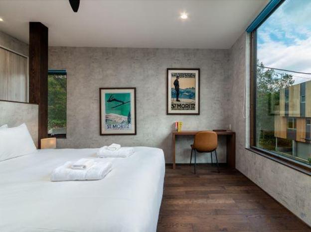 off piste chalet by h2 life