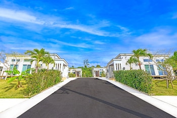 beverly hills villa miyakojima resort