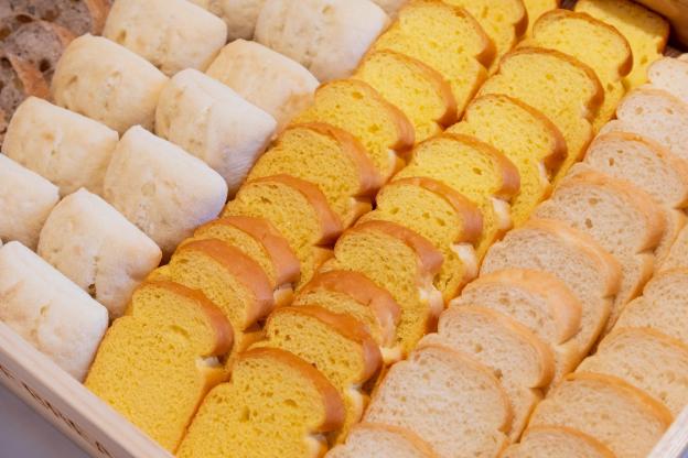 quintessa hotel fukuoka tenjin comic and books