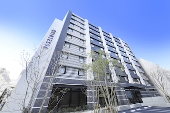 quintessa hotel fukuoka tenjin comic and books