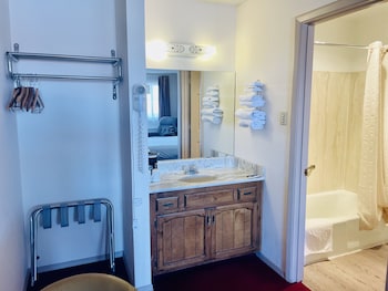 San Miguel Inn By Oyo,United States Of America>>Socorro,3 star