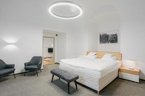 benedict hotel koszeg