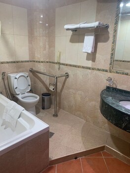 oriental corner hotel apartments