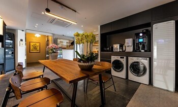 changwon masan odong yaja