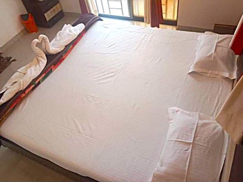 Devansh Villa,M.No 9 A/P,Gureghar Mahabaleshwar, Mahabaleshwar - 412805,3 star