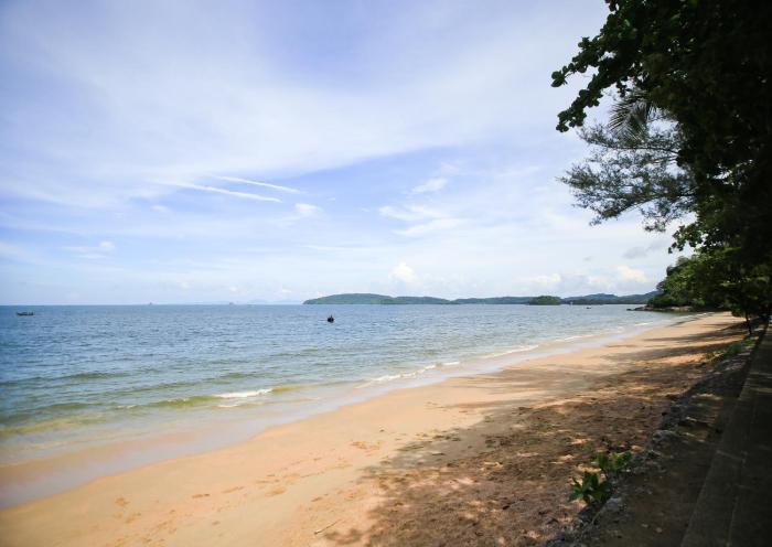 rocco aonang krabi