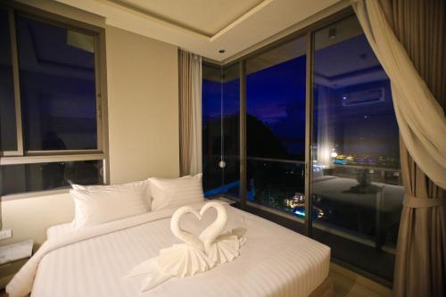 rocco aonang krabi