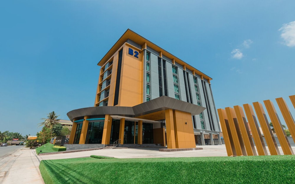 b2 surat thani premier hotel