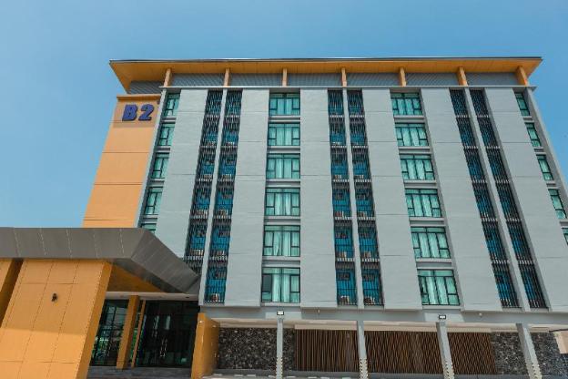 b2 surat thani premier hotel