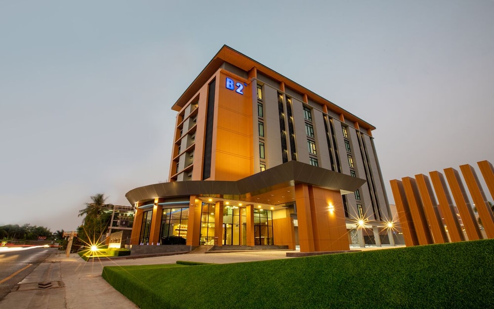 b2 surat thani premier hotel