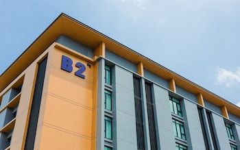 b2 surat thani premier hotel