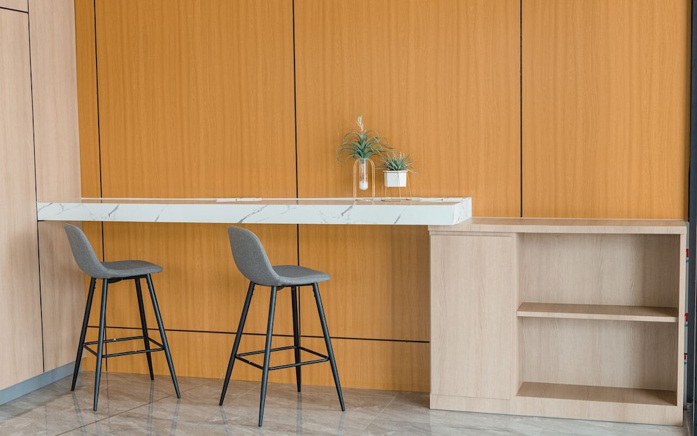 b2 surat thani premier hotel