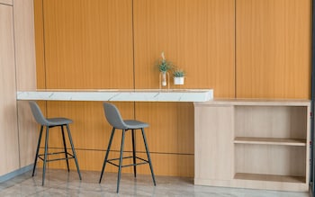 b2 surat thani premier hotel