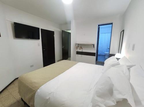 emilia hotel