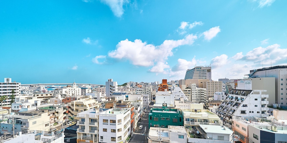 rakuten stay naha miebashi