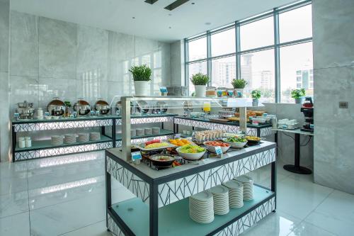 city avenue al reqqa hotel