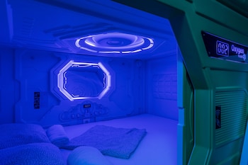 oxygen hostel capsula