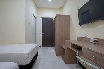 spot on 2246 kost 97 syariah