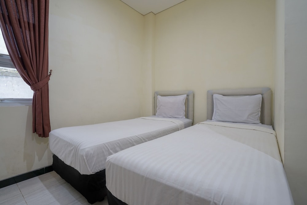 spot on 2246 kost 97 syariah