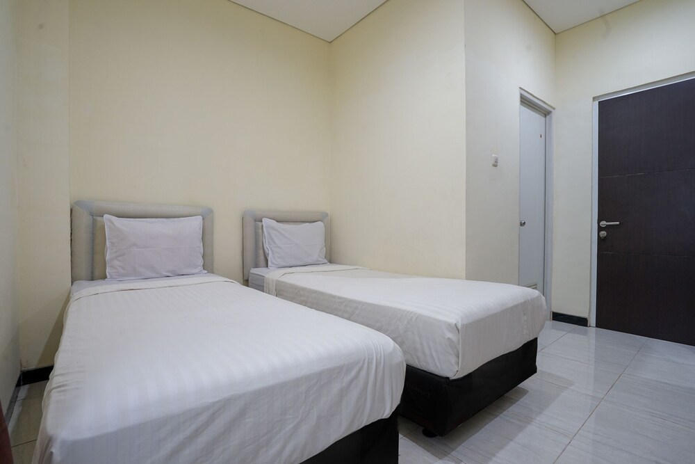 spot on 2246 kost 97 syariah
