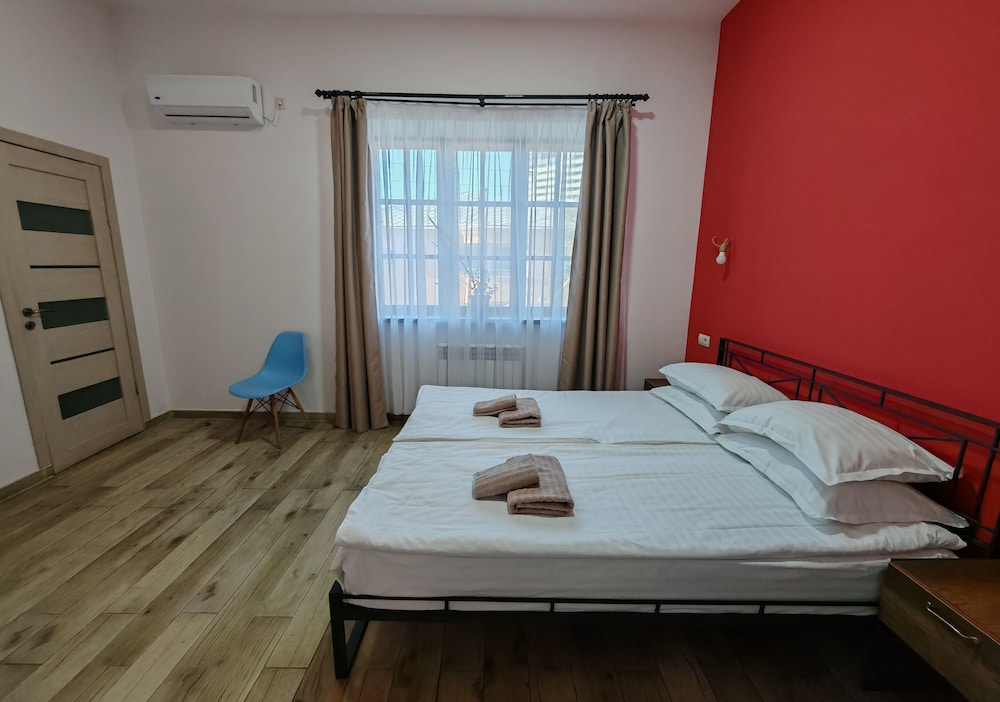 blur inn gallery hotel