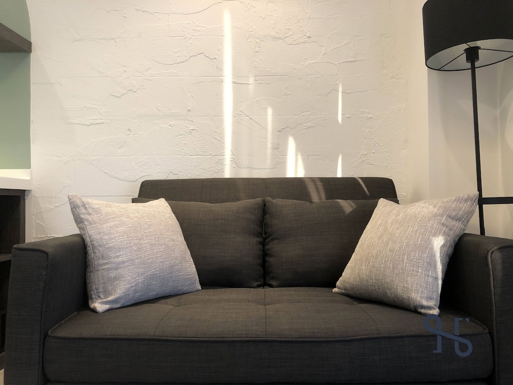 jia by homesuite near imago mall