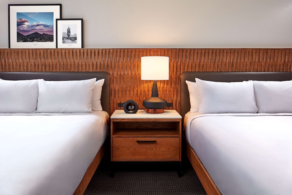 senna house hotel scottsdale curio collection by hilton
