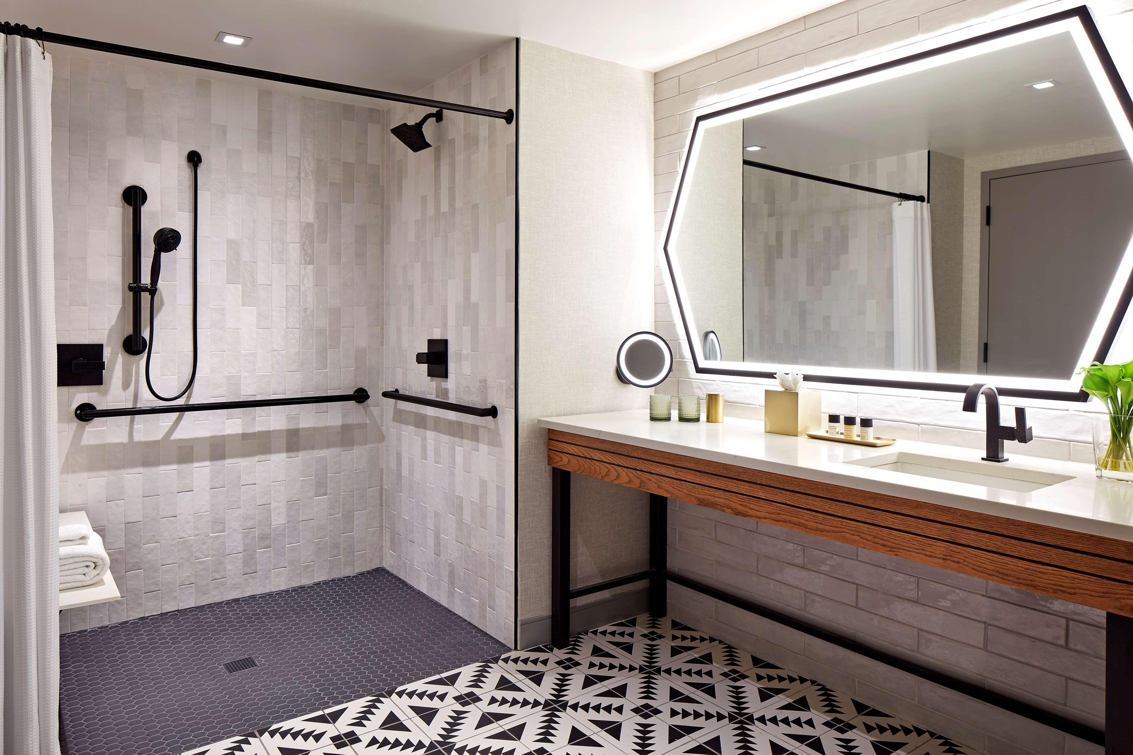 senna house hotel scottsdale curio collection by hilton