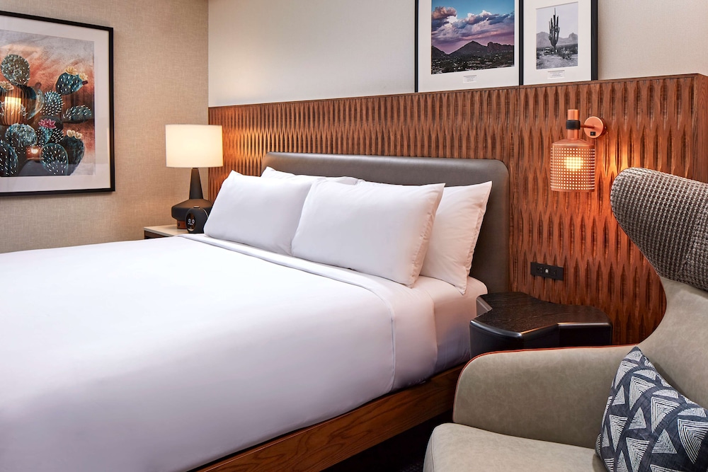 senna house hotel scottsdale curio collection by hilton