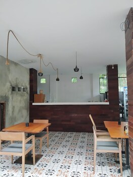 the jungle hostel canggu
