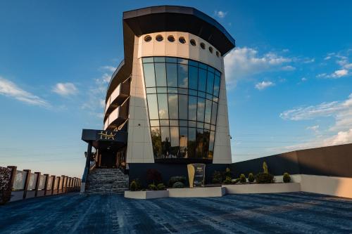 hotel aventus