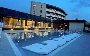 hotel aventus