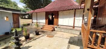 limasan mbah darmo