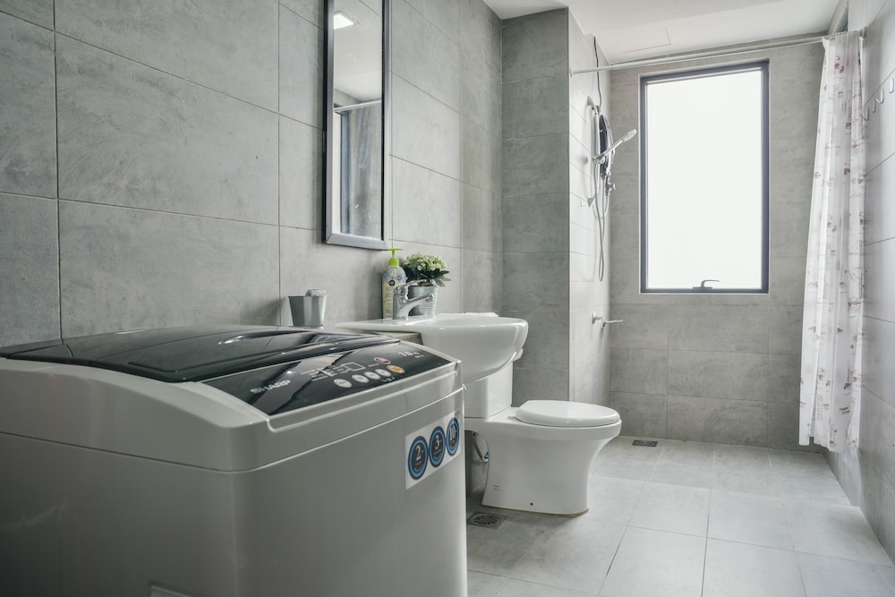 usj one subang jaya by widebed