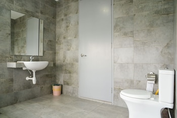 usj one subang jaya by widebed