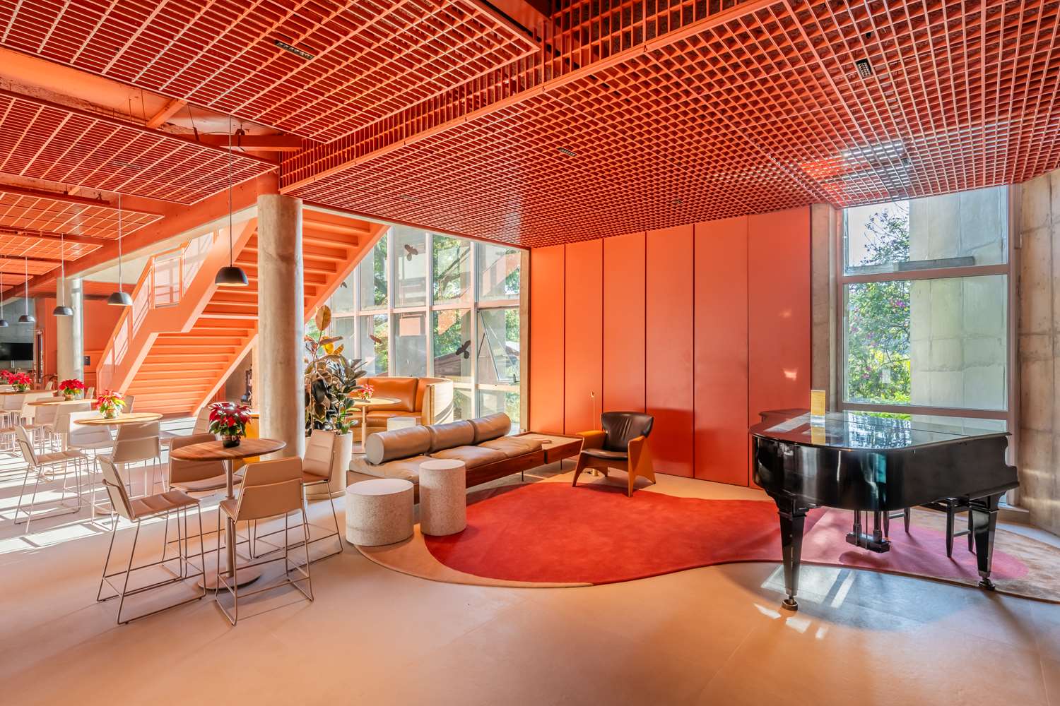 almenat embu das artes tapestry collection by hilton
