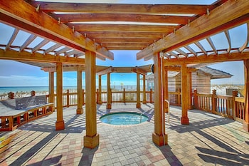 pelican beach resort by panhandle getaways