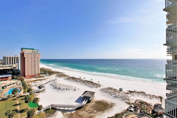 pelican beach resort by panhandle getaways