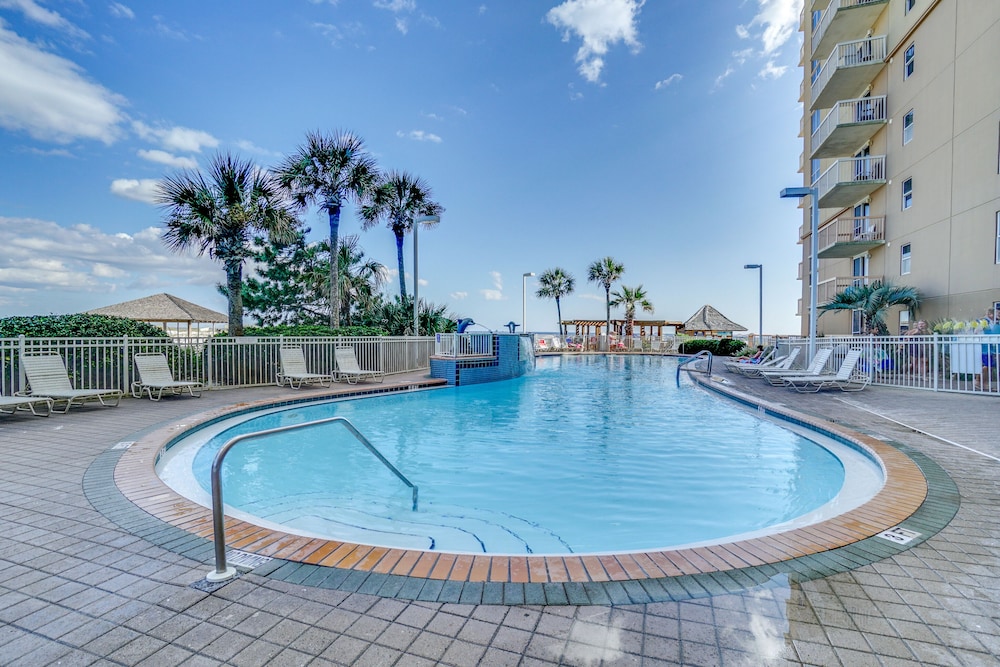 pelican beach resort by panhandle getaways