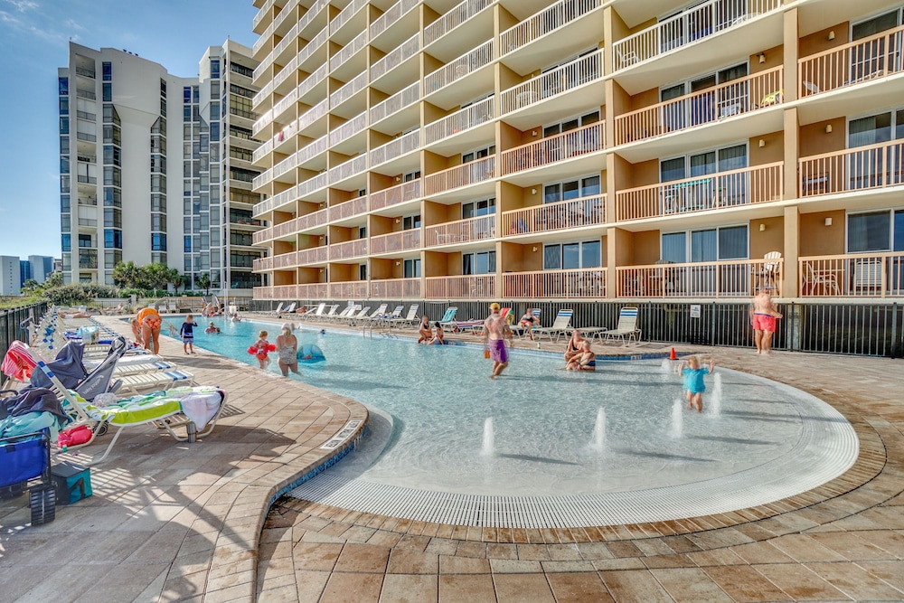 pelican beach resort by panhandle getaways